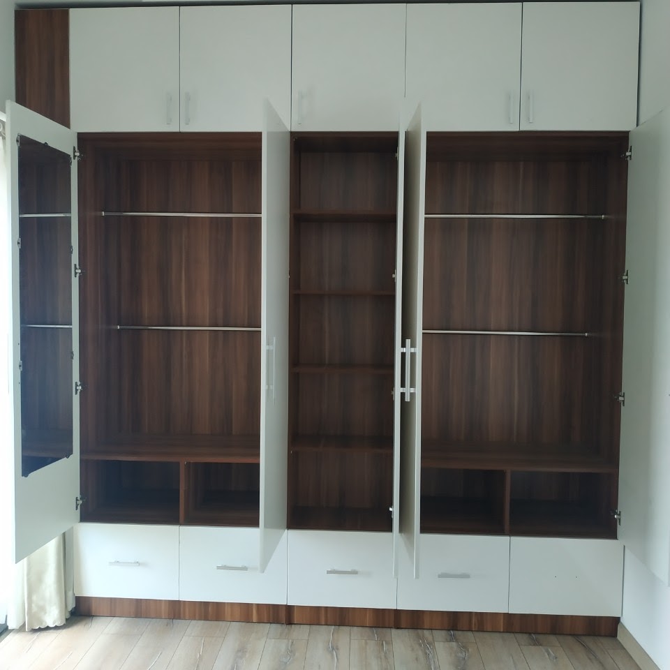 Tủ quần áo trắng — cánh gương, kệ giữa & ngăn kéo đáy — Gỗ Minh Hiền